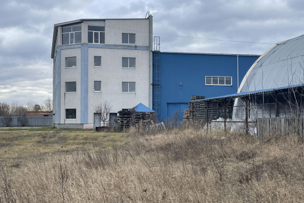 Продаж виробничого комплексу 4340 м2 з ділянкою 6,3 га, Київська область, Баришівка